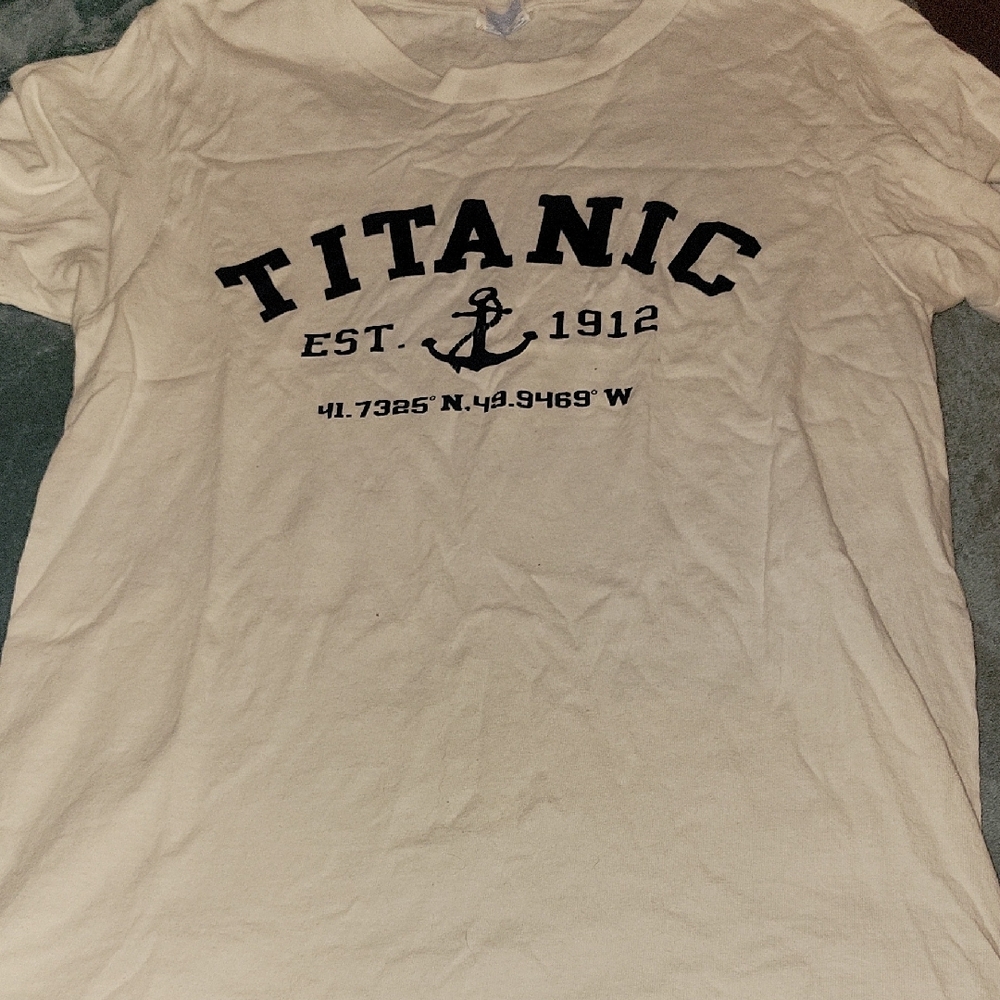 Titanic Graphic Tee in Cream